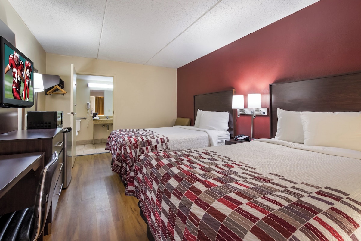 Deluxe Room, 2 Double Beds, Accessible, Non Smoking
