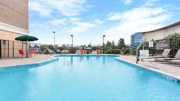 Utomhuspool