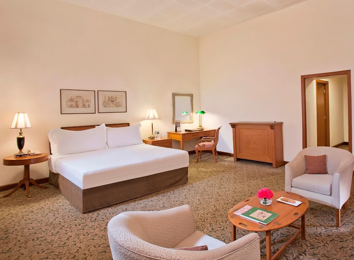 Premium bedding, minibar, in-room safe, desk