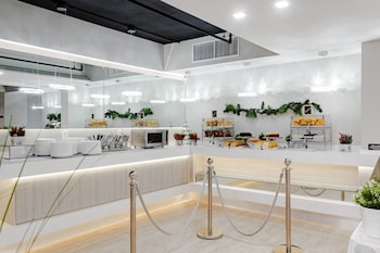 Restaurant on-premise at Palazzo Lakeside Hotel