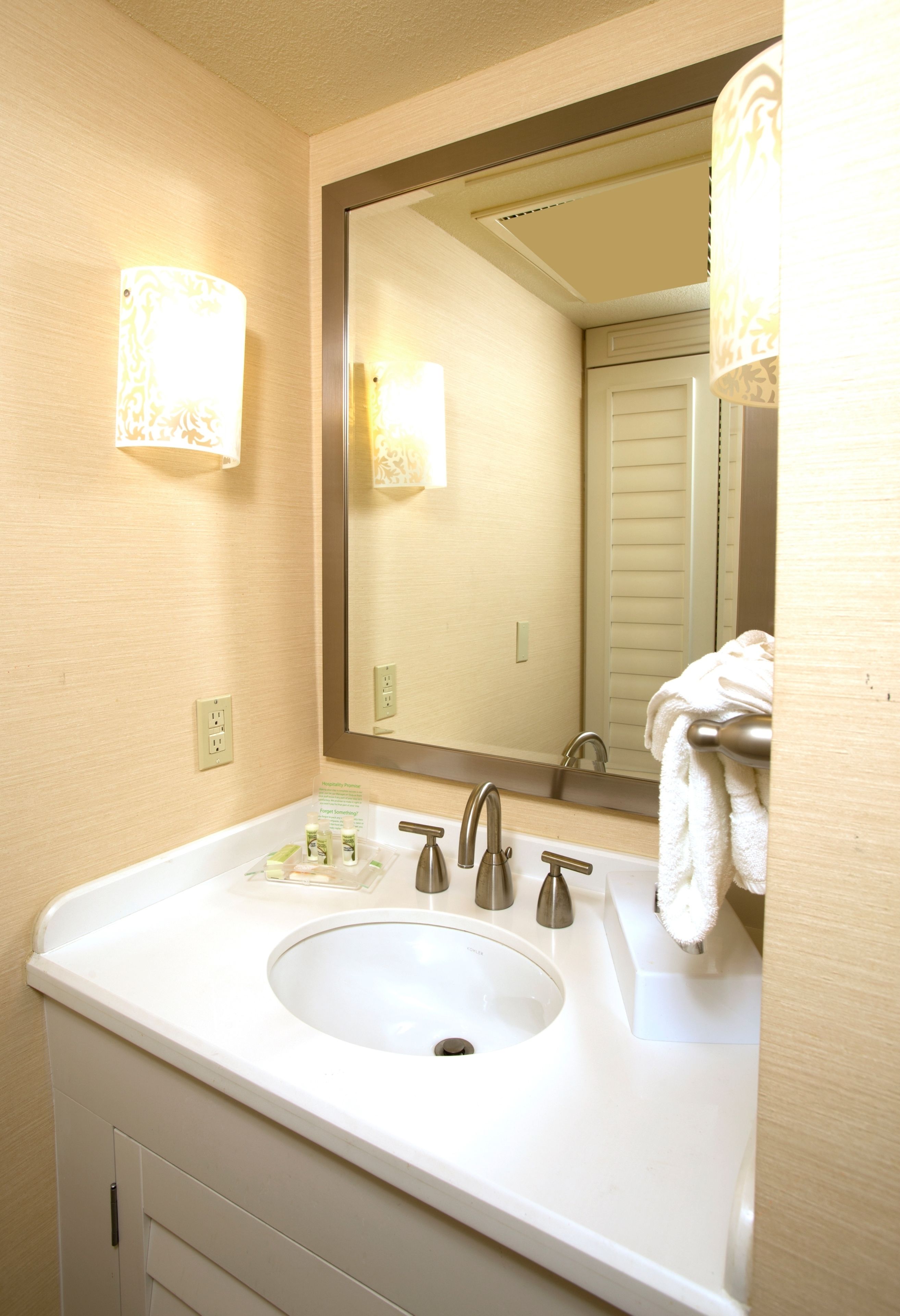 Photo - DoubleTree by Hilton San Diego Bayside