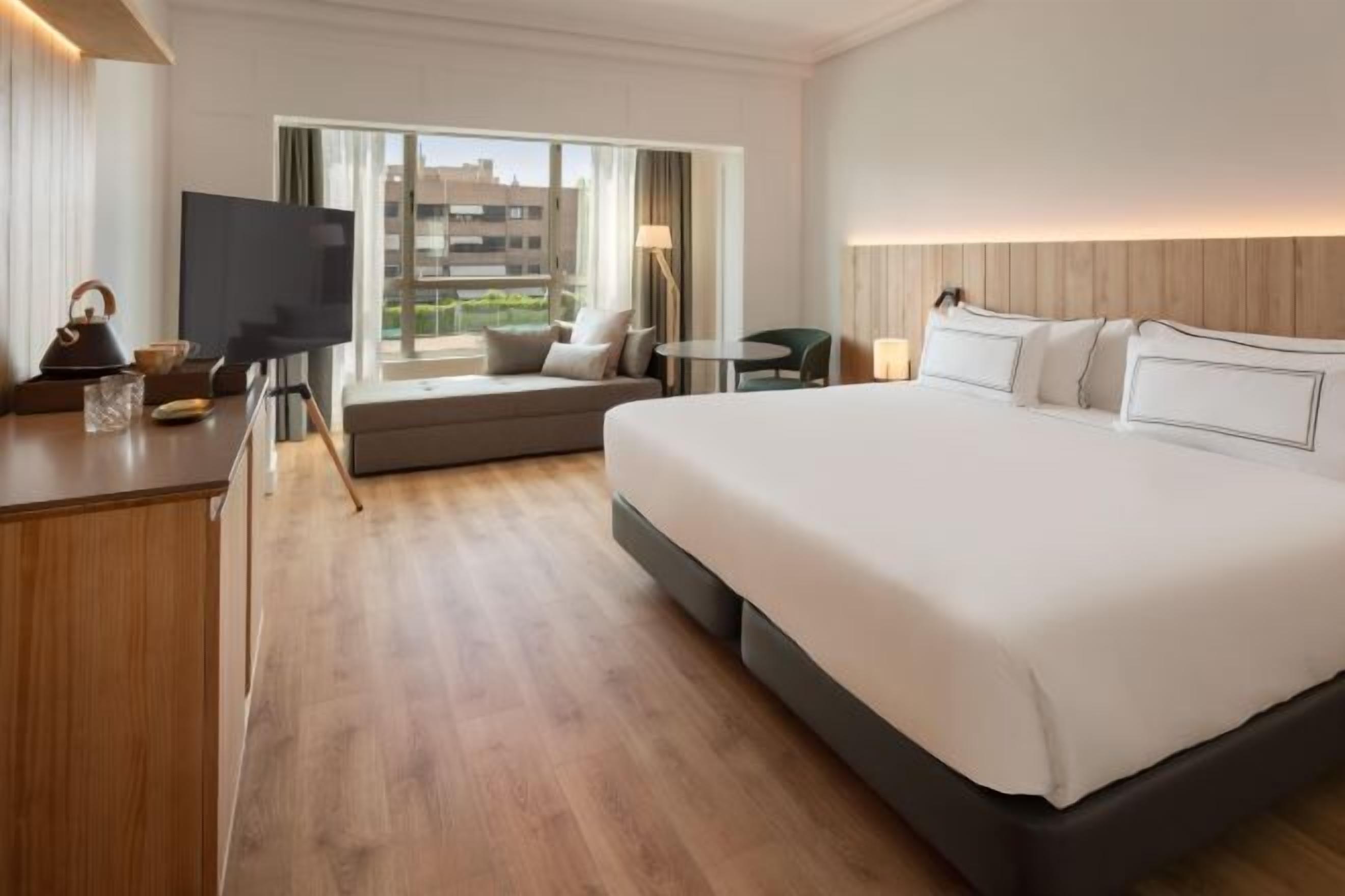 In-room safe, blackout curtains, soundproofing, iron/ironing board