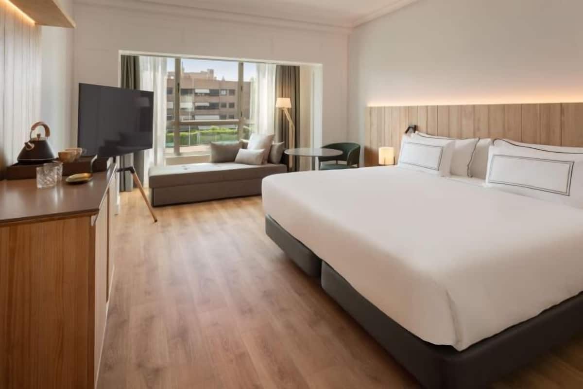 In-room safe, blackout curtains, soundproofing, iron/ironing board