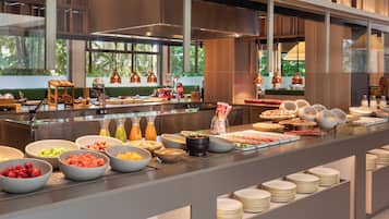 Ze serveren er ontbijt, lunch, diner en brunch