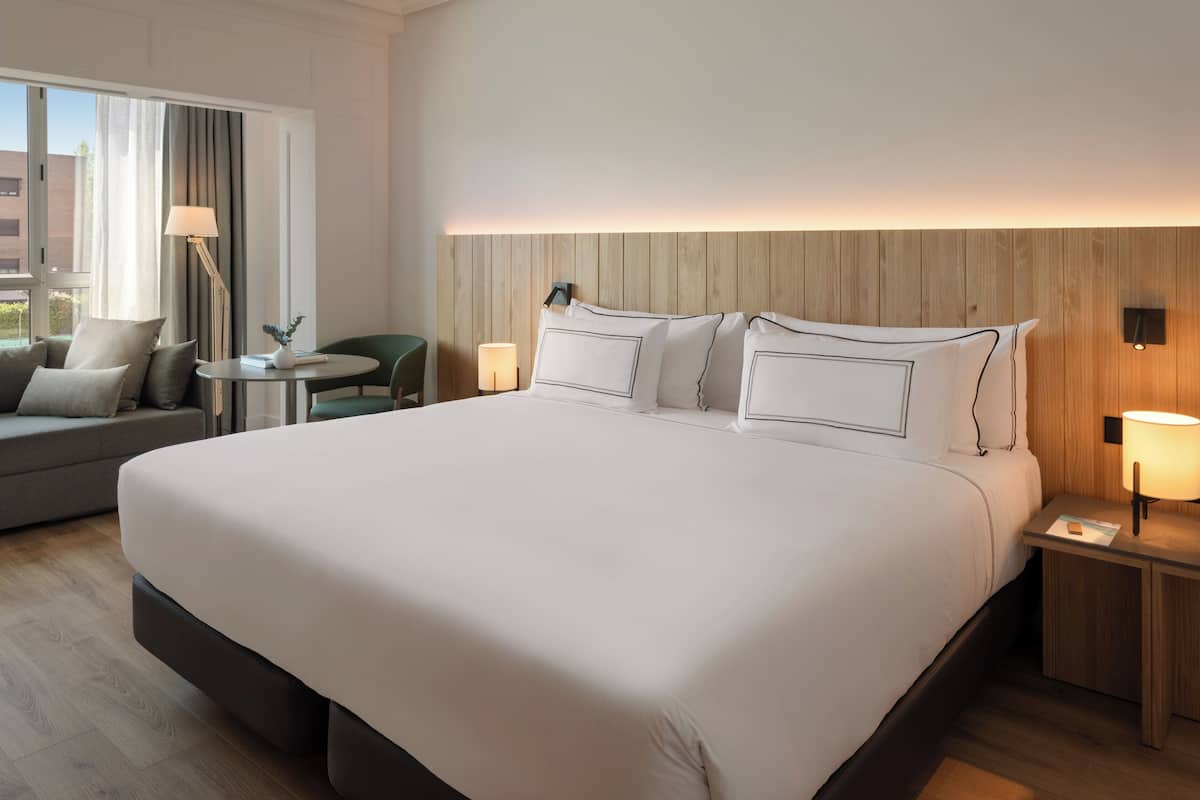 In-room safe, blackout curtains, soundproofing, iron/ironing board