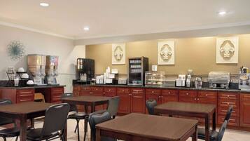 Tägliches inbegriffenes kontinentales Frühstück