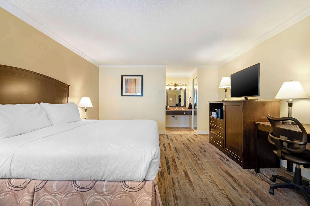 In-room safe, desk, laptop workspace, blackout curtains