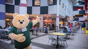 Food court