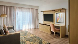 エグゼクティブ スイート 1 ベッドルーム | 高級寝具、羽毛の掛け布団、デスク、ノートパソコン用作業スペース
