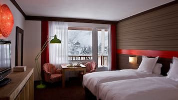 Premium bedding, in-room safe, free WiFi, bed sheets