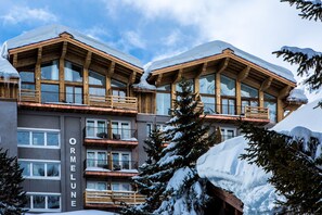 Front of property - Hotel Ormelune (Val-d'Isere)