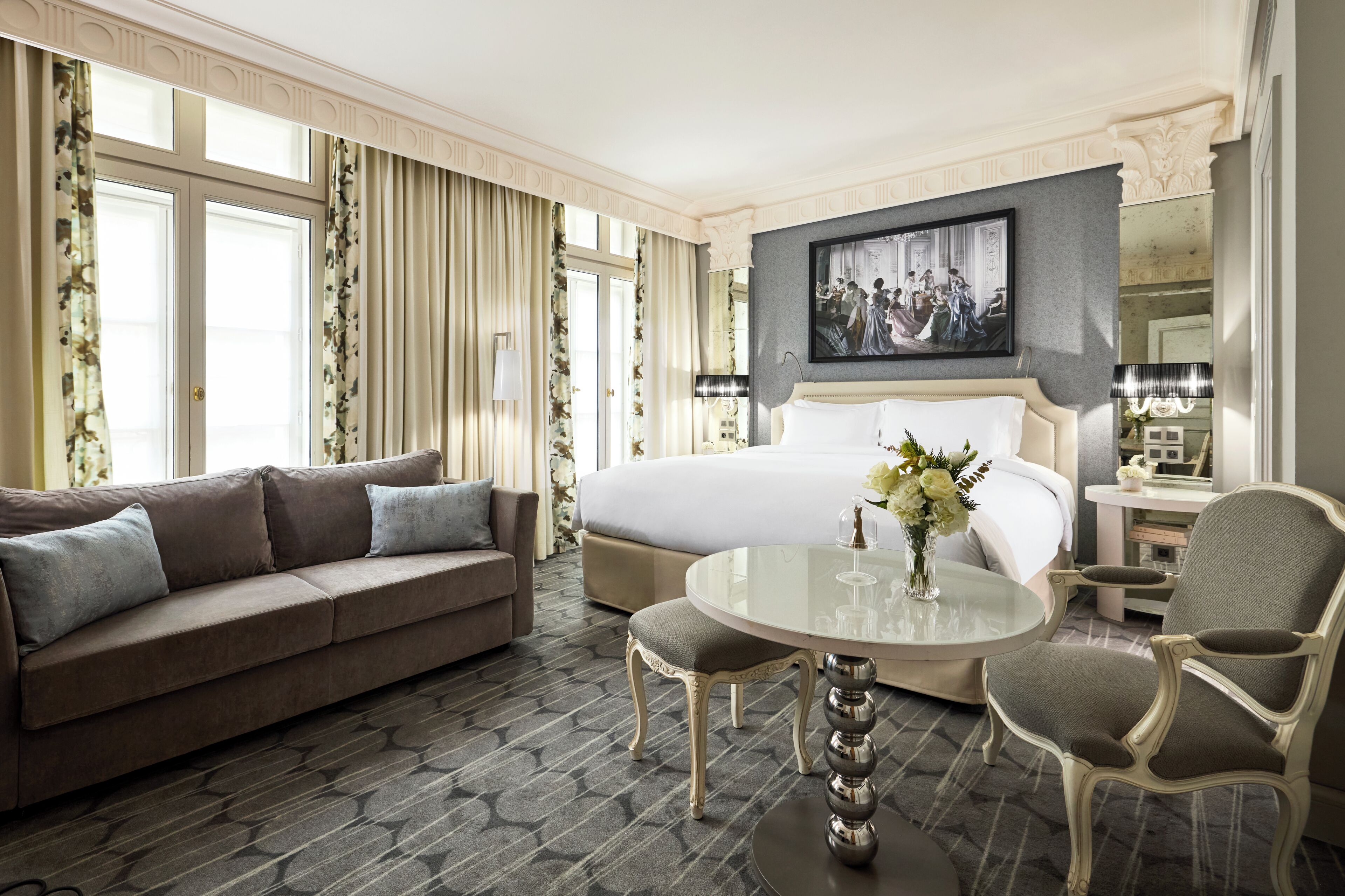 Premium Room, 1 King Bed (Luxury) | Premium bedding, down comforters, in-room safe, desk