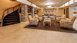 Lobby - Best Western Wichita North (Wichita)