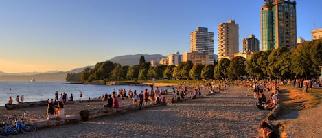 Vlak bij het strand