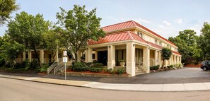 واجهة المنشأة