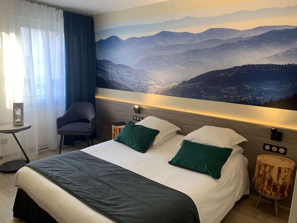 Minibar, in-room safe, desk, blackout curtains