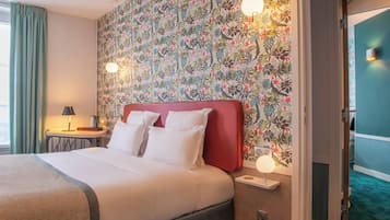 Literie de qualité supérieure, surmatelas, minibar