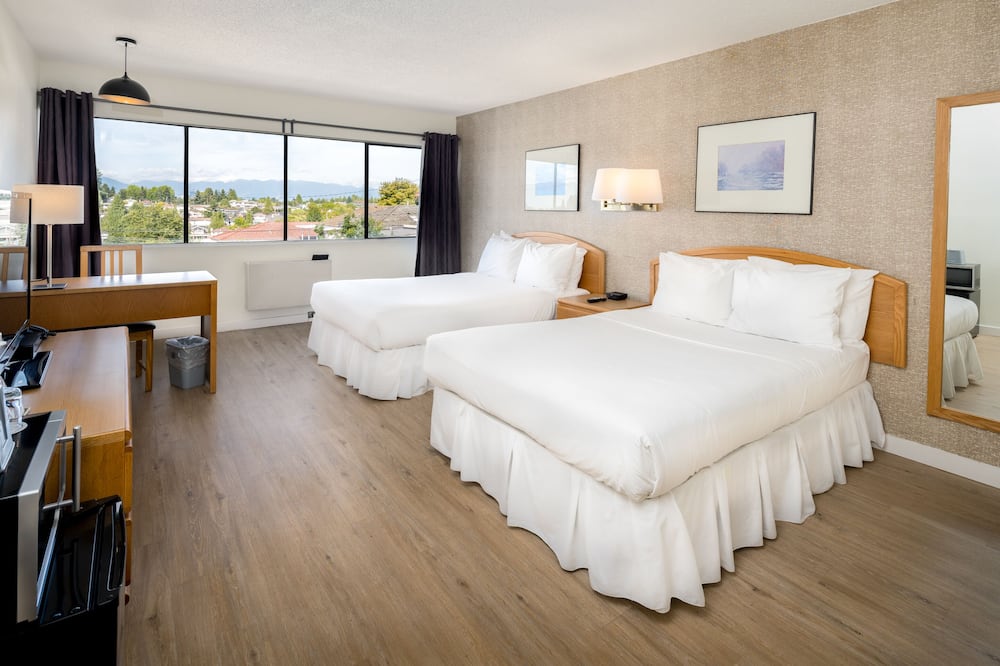 Cassandra Hotel