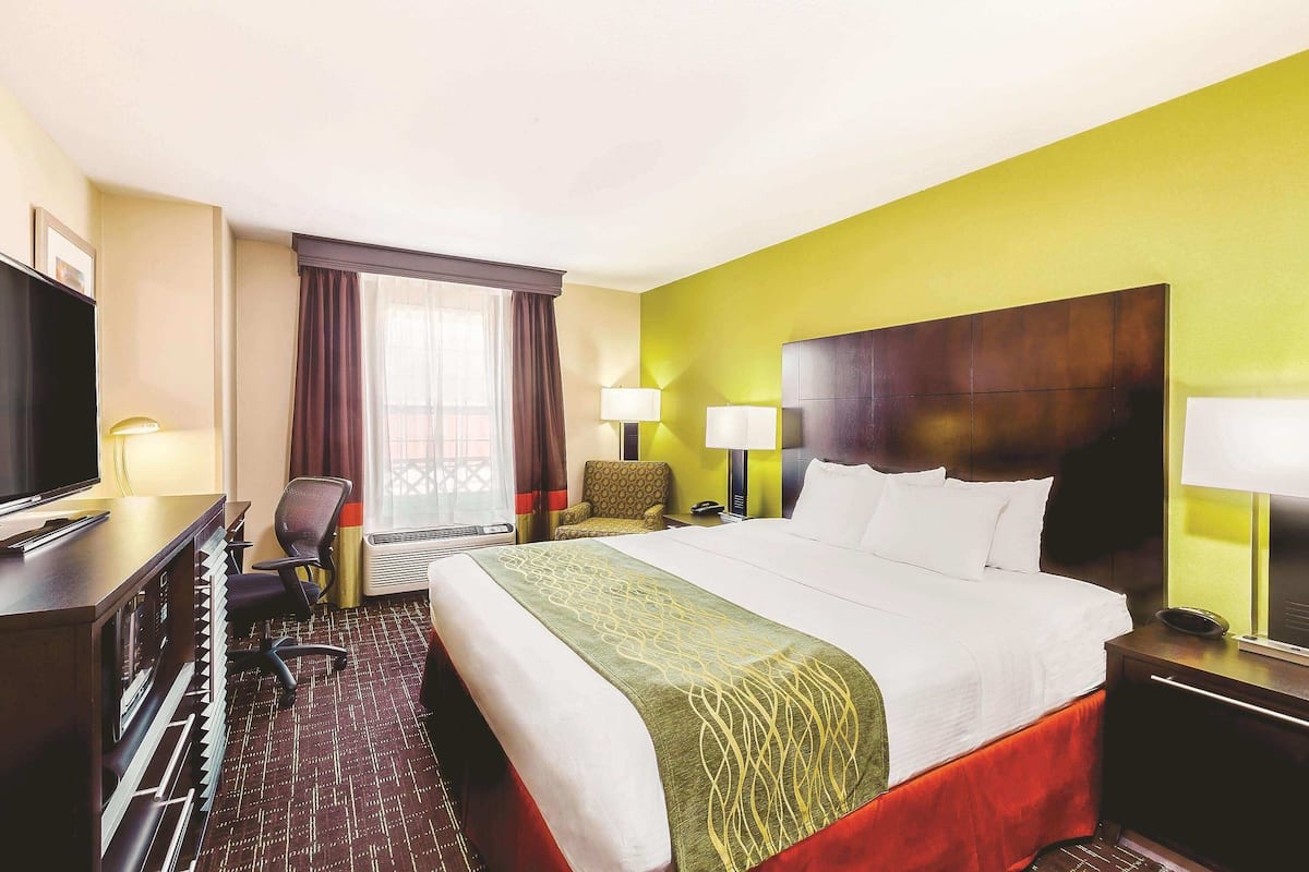 Ropa de cama de alta calidad y camas con pillow-top