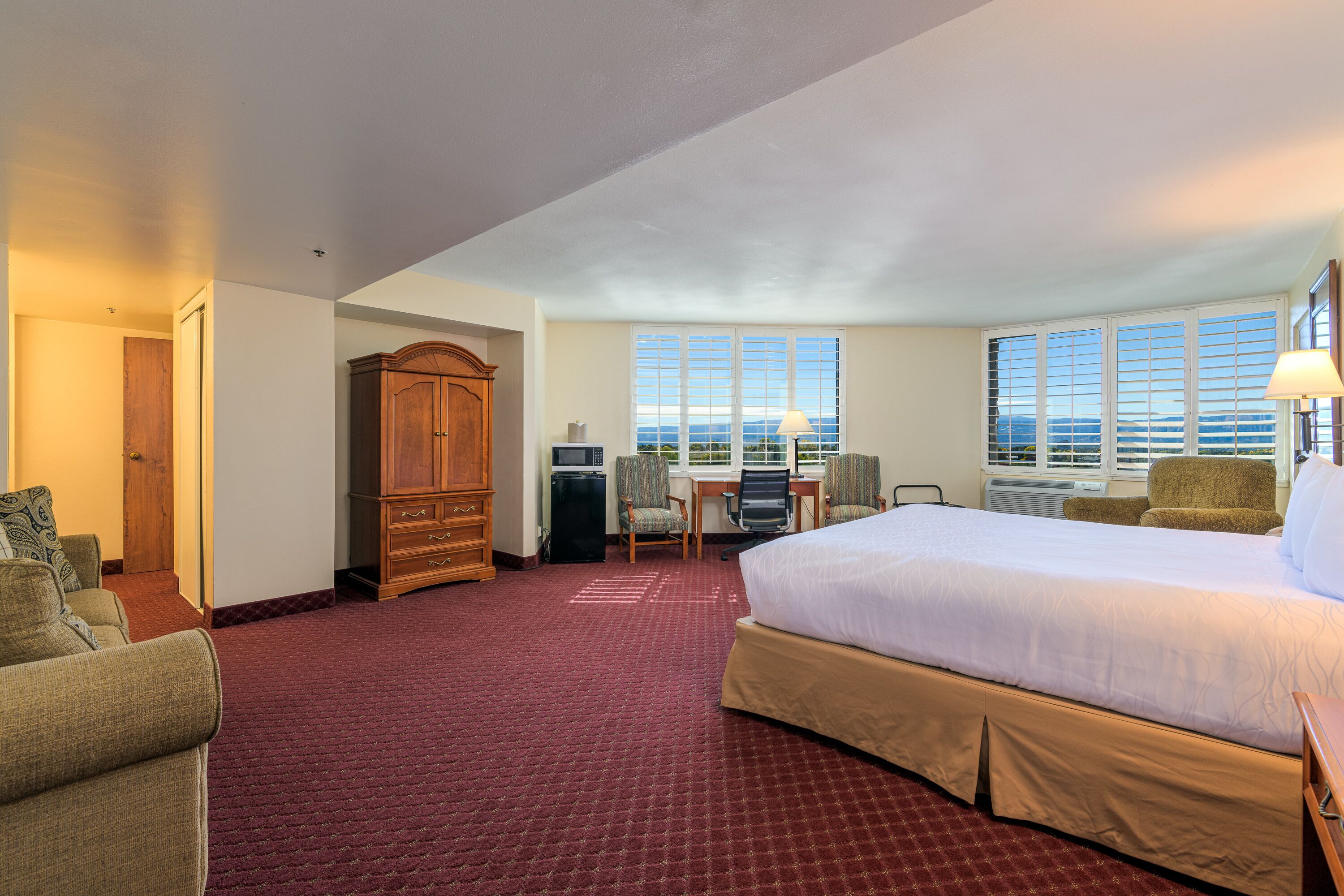 junior studio suite, 1 king bed | pillow-top beds, in-room safe, desk, blackout curtains