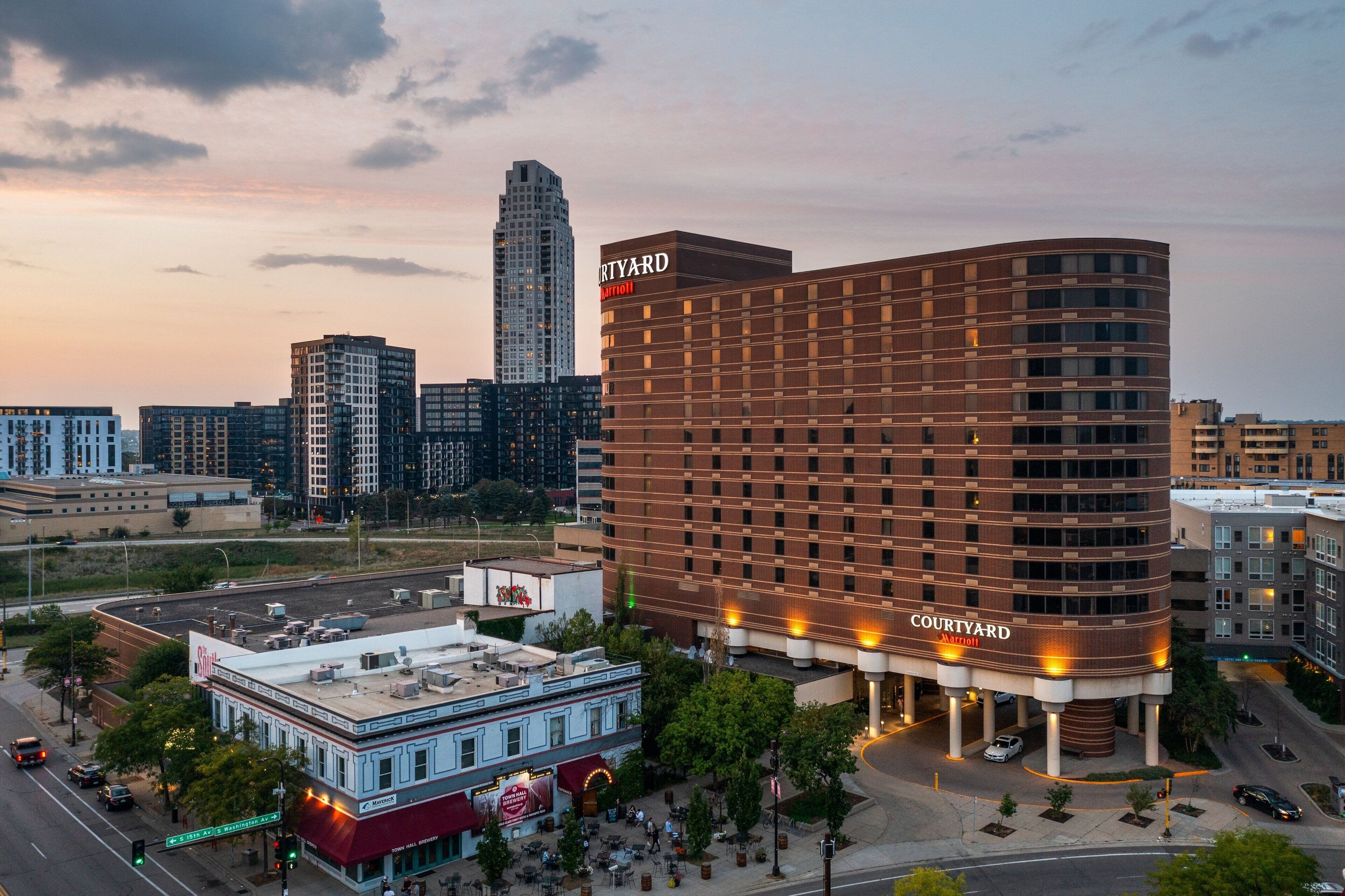 Photo - Courtyard by Marriott Minneapolis Downtown