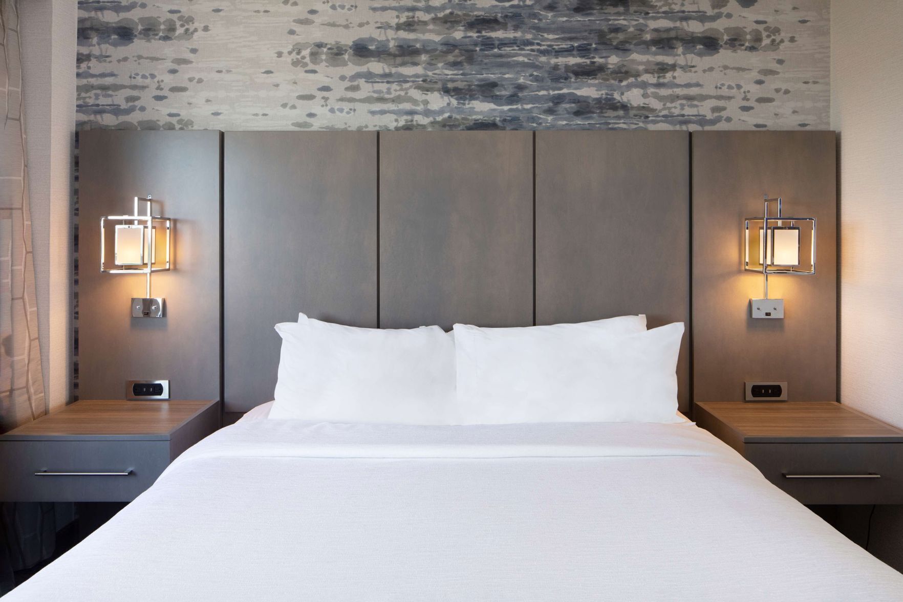 1 bedroom, premium bedding, pillow-top beds, in-room safe