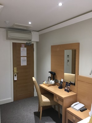 In-room safe, desk, iron/ironing board, free WiFi