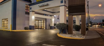 Days Inn by Wyndham Salem