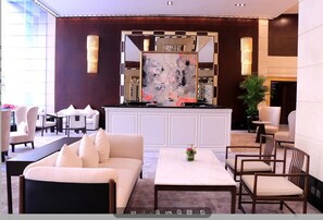 Lobby-Lounge