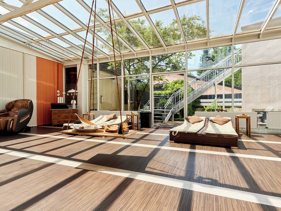 Outdoor treatment areas, body treatments, Thai massages