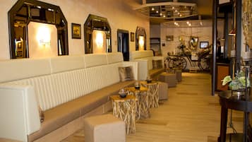 Sala de estar en el lobby