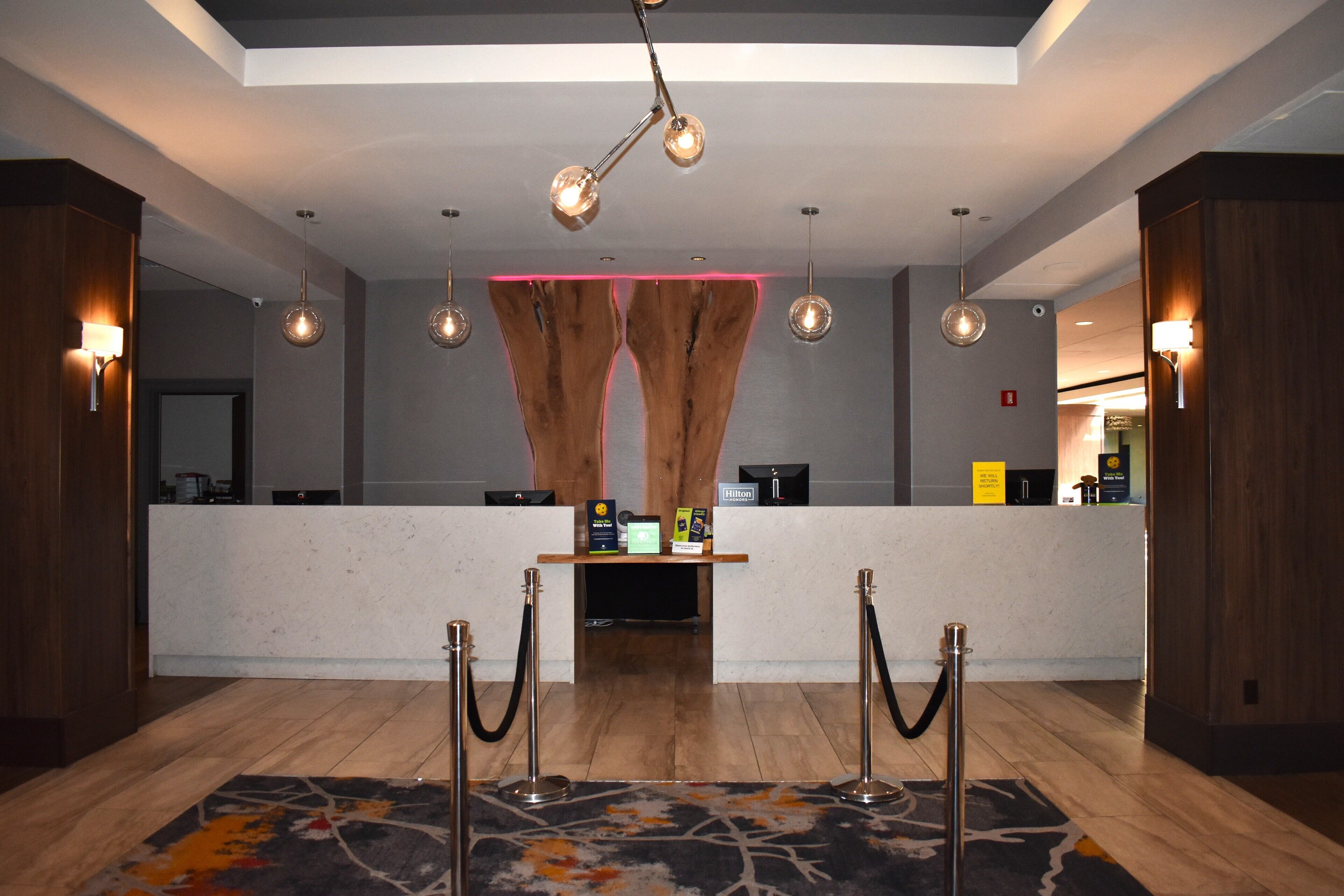 Foto - DoubleTree by Hilton Chicago - Oak Brook