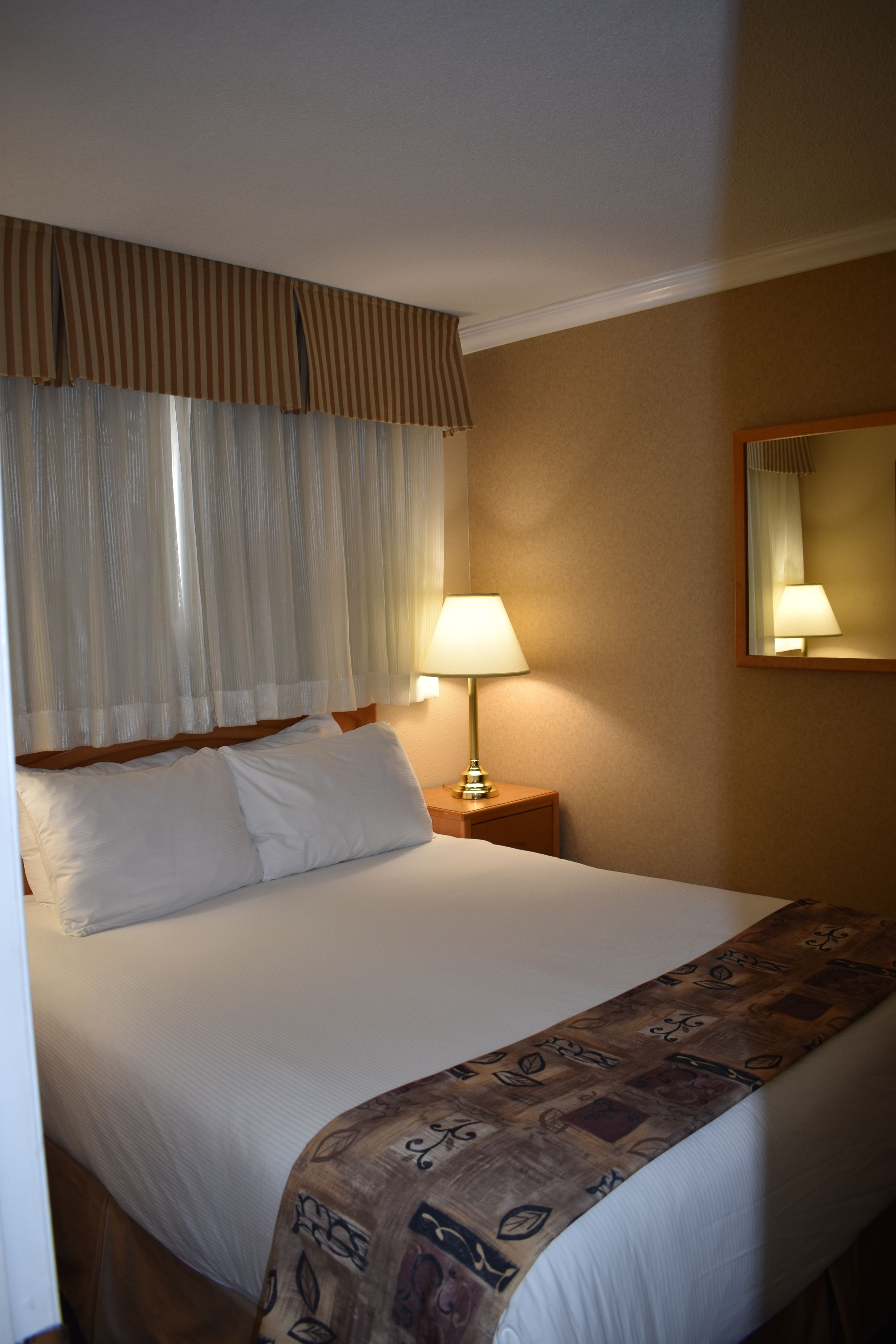 suite, multiple beds, non smoking, kitchen (with sofabed) | 1 bedroom, blackout curtains, iron/ironing board, free wifi