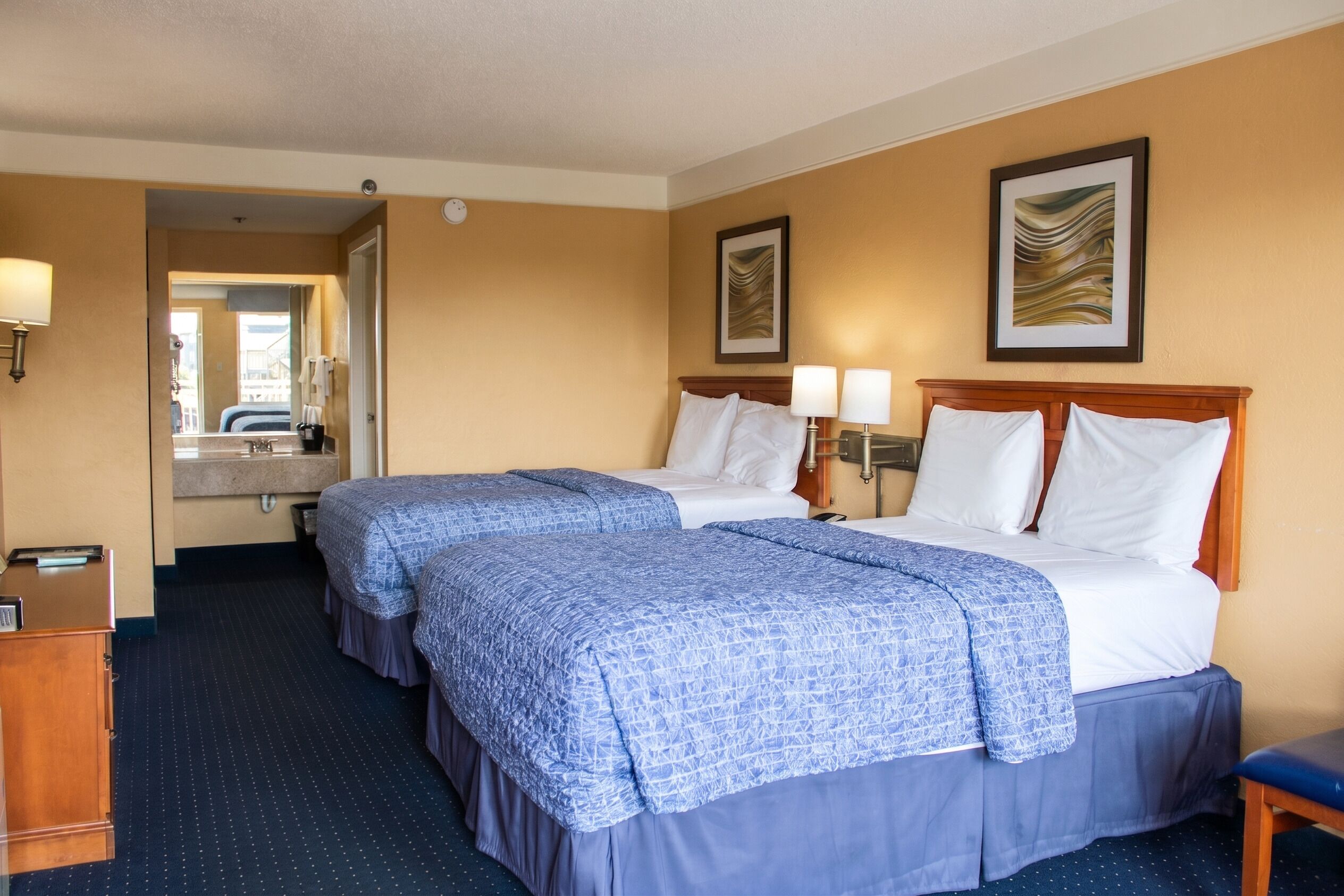 Standard Room, 2 Double Beds | In-room safe, iron/ironing board, cribs (free)