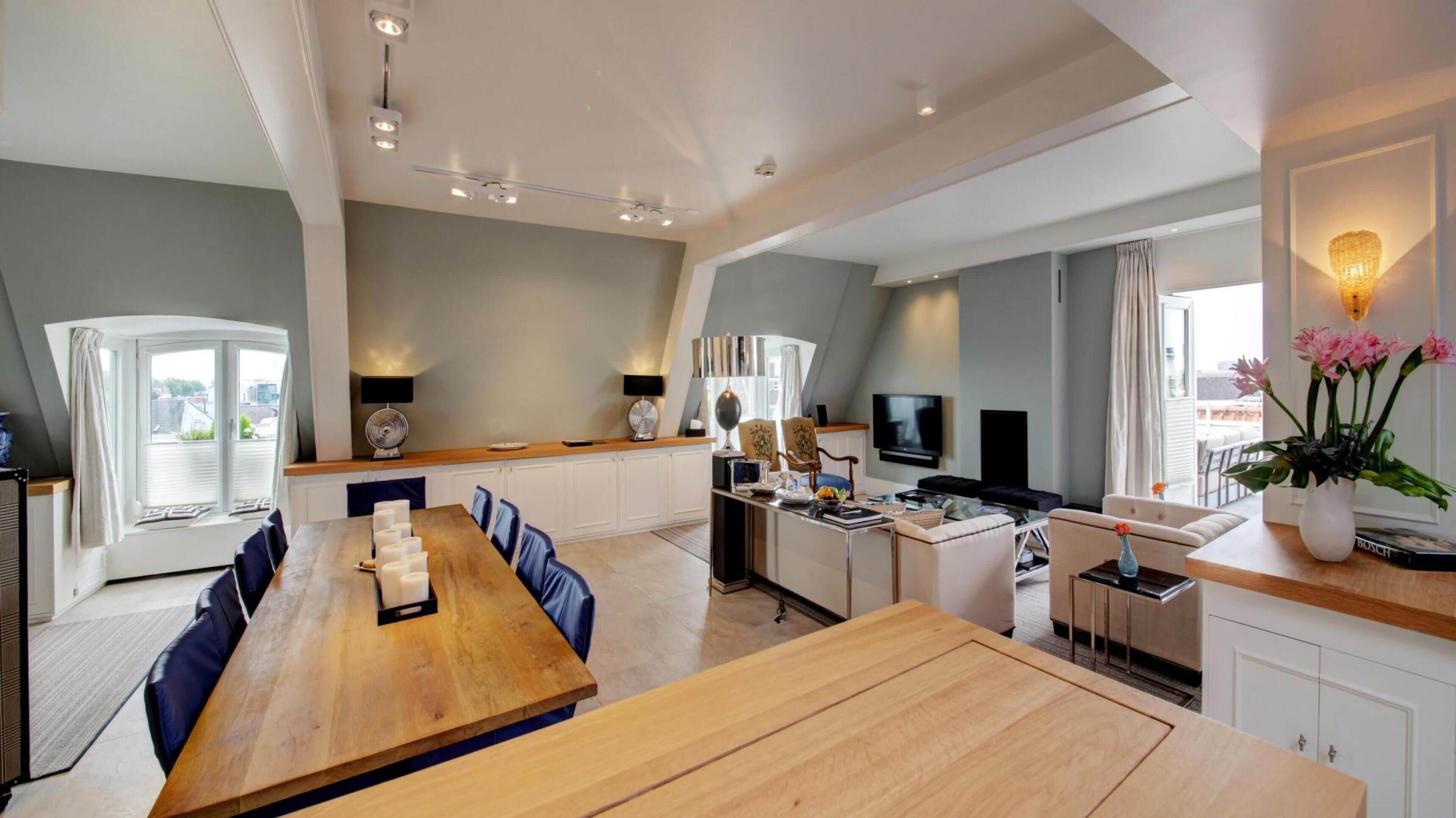 Penthouse Suite - 1 King Bed Rooftop Terrace 60m2