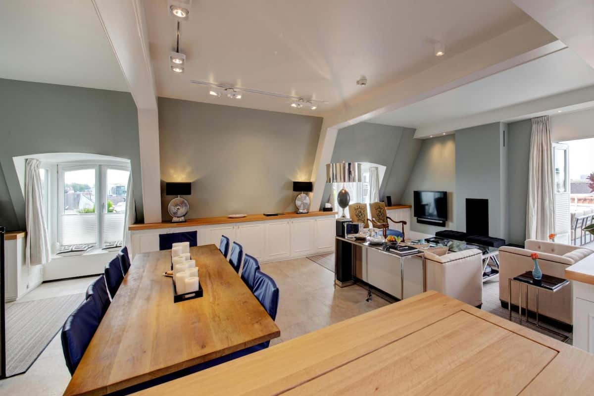 Penthouse Suite - 1 King Bed Rooftop Terrace 60m2
