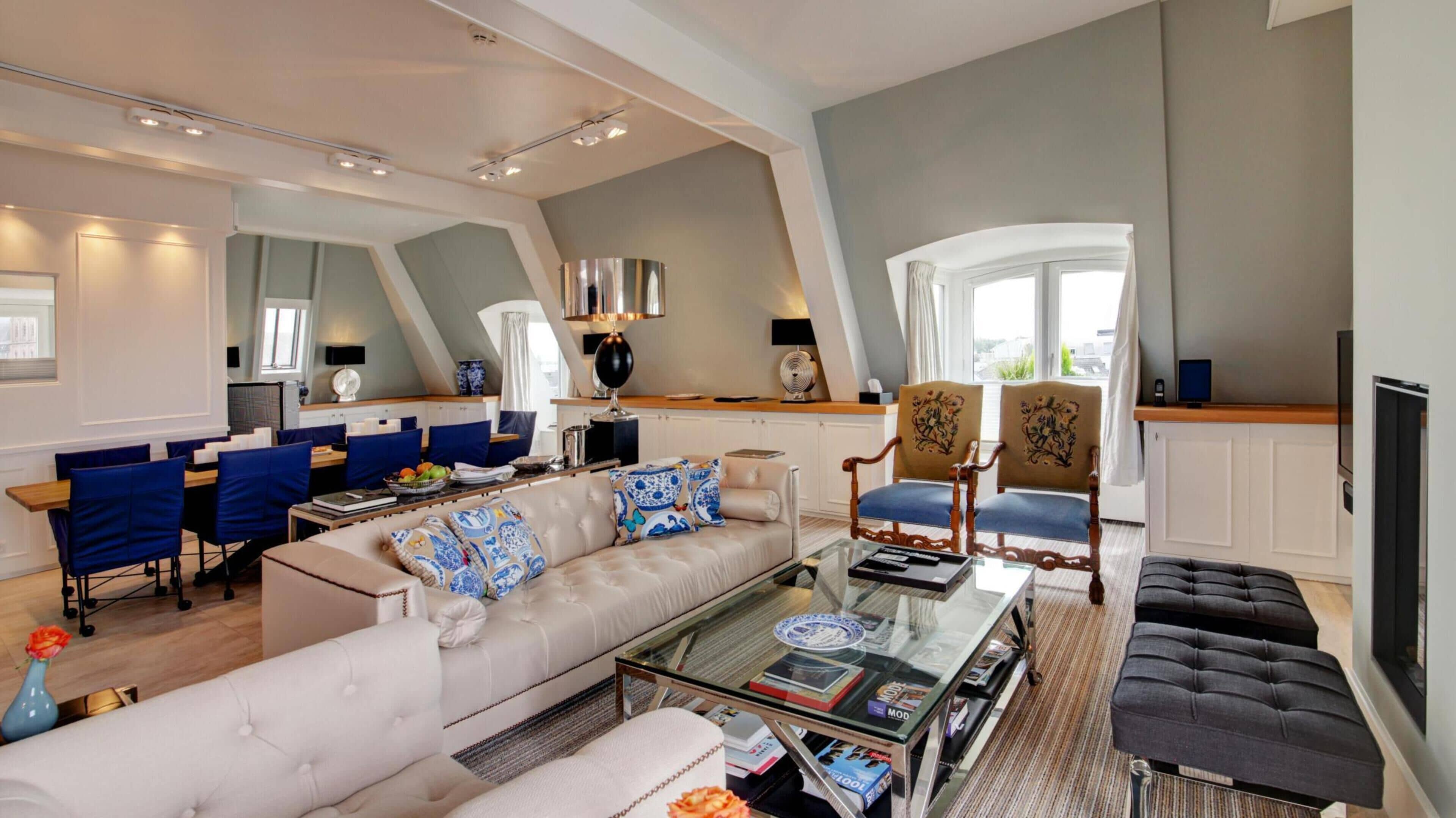 Hypoallergeen beddengoed, een minibar, een kluis op de kamer, een bureau