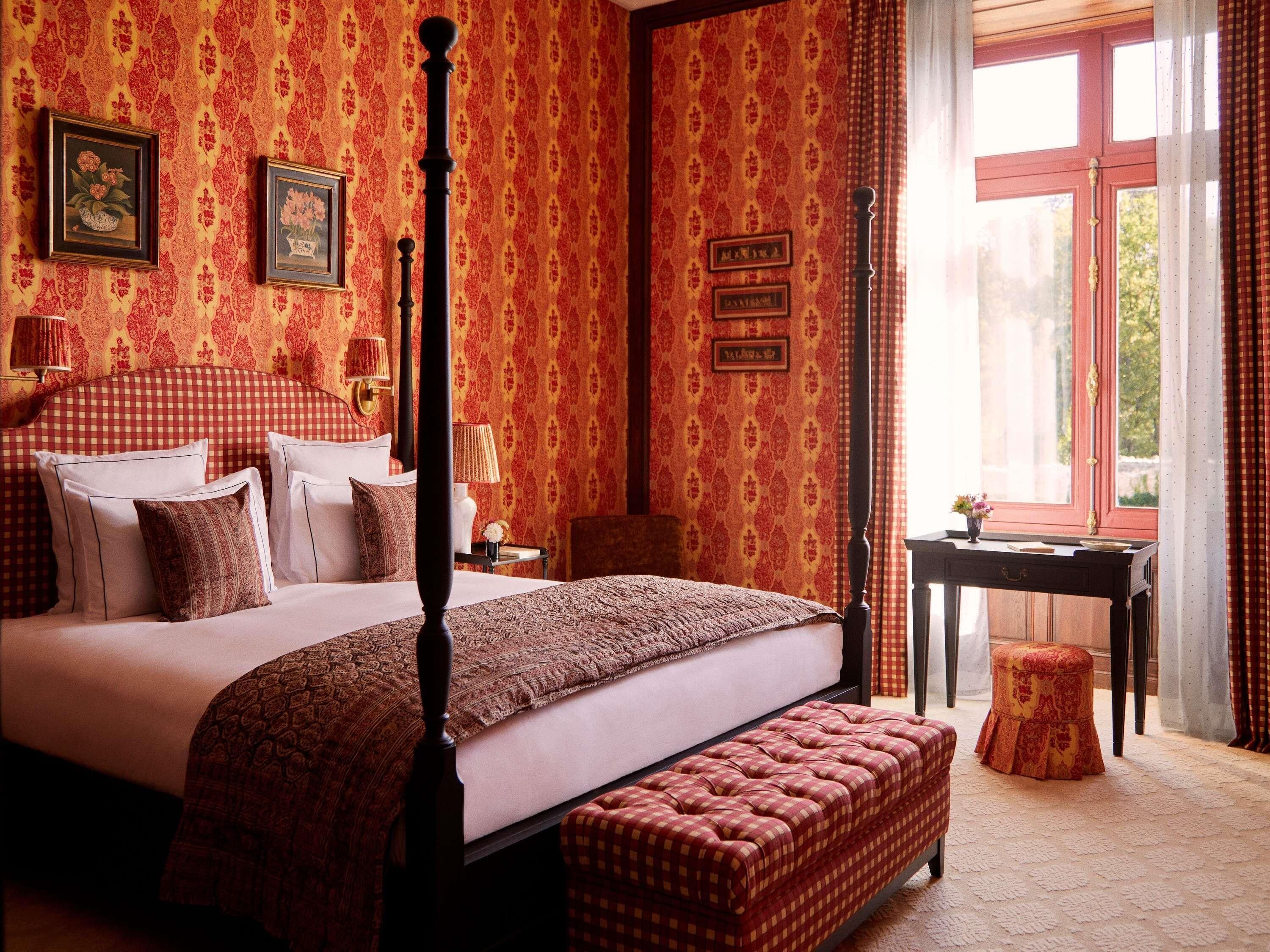 L'ABBAYE - La Particuliere Room, 1 King Bed, Estate or Building View, First Floor | Minibar, in-room safe, individually decorated, iron/ironing board