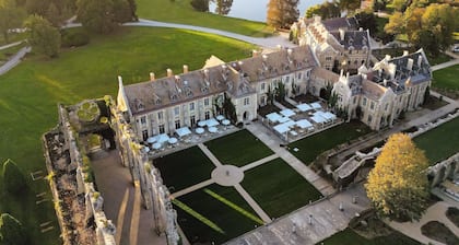 Abbaye des Vaux De Cernay, a Paris Society Collection hotel