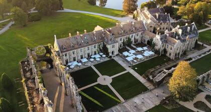 Abbaye des Vaux De Cernay, a Paris Society Collection hotel