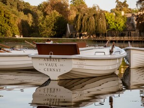 Guests can enjoy rowing or fishing from our fleet of boats, moored at the lake's edge.