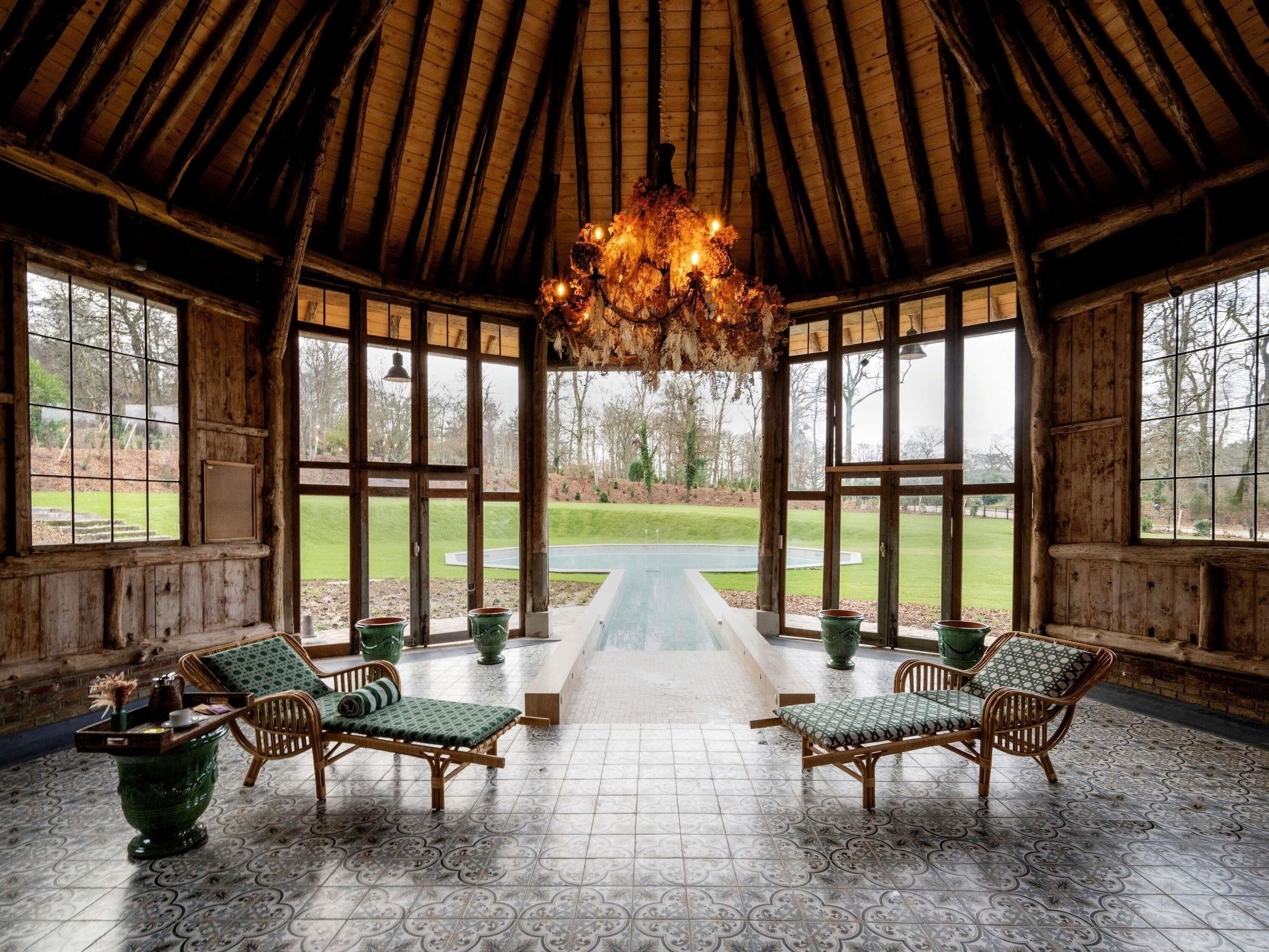 Couples treatment rooms, Turkish bath, body treatments, body wraps