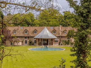 Couples treatment room(s), Turkish bath/hammam, body treatments - Abbaye des Vaux De Cernay by Paris Society (Cernay-la-Ville)