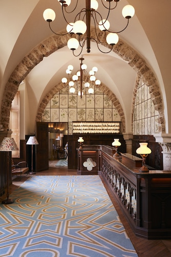 Abbaye des Vaux De Cernay by Paris Society