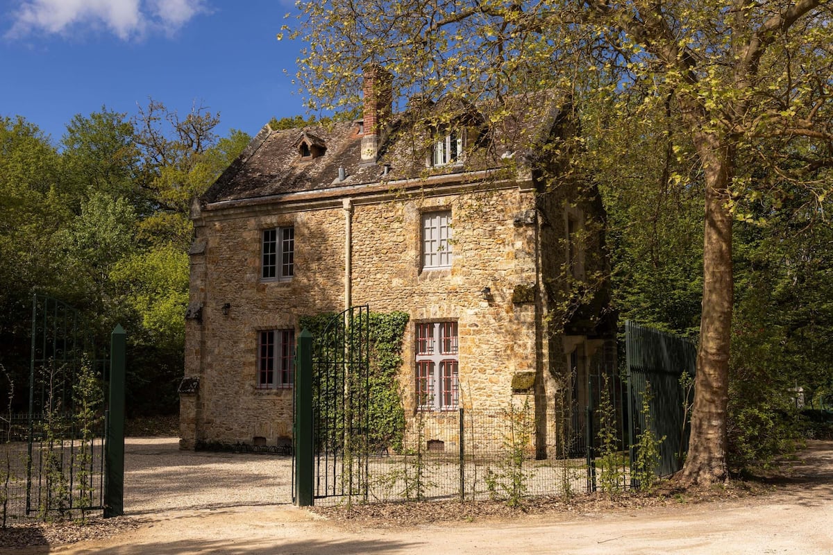 The Pavilion of Honour | 1 bedroom, minibar, in-room safe, individually decorated