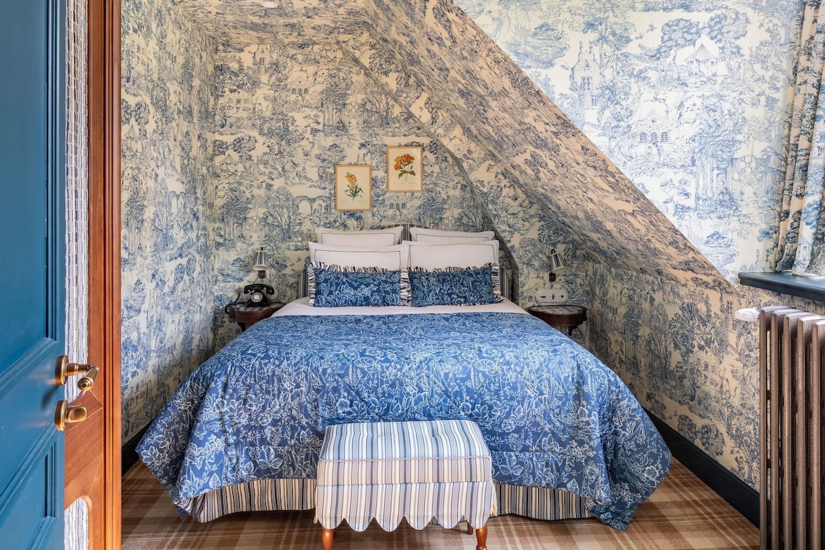 Tiny room (Haras) | 1 bedroom, minibar, in-room safe, individually decorated