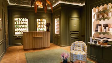 Couples treatment room(s), Turkish bath/hammam, body treatments
