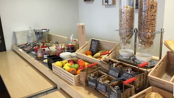 Daily buffet breakfast for a fee