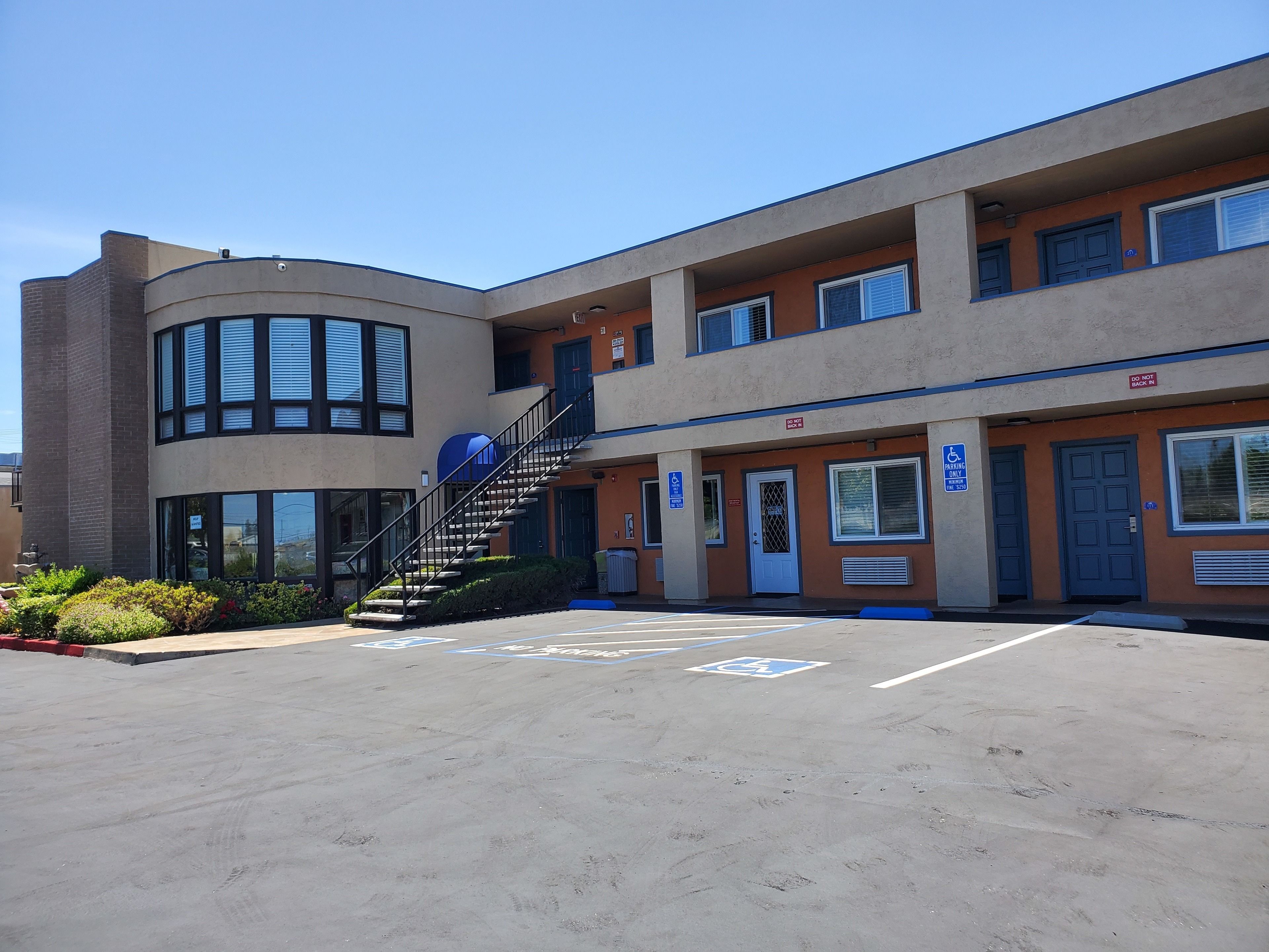 Stationnement libre-service