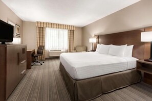 Hypo-allergenic bedding, desk, blackout curtains, iron/ironing board - Country Inn & Suites by Radisson, Baxter, MN (Brainerd)
